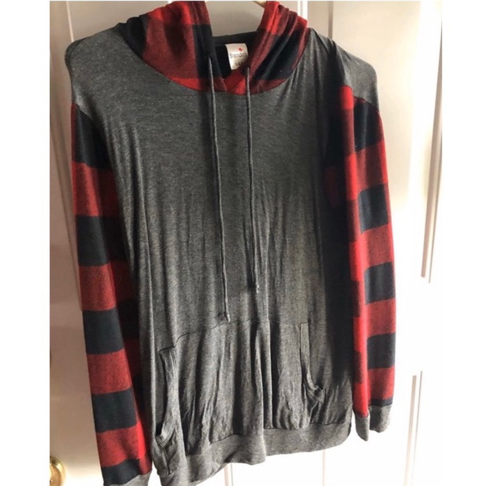 Tee Shirt Hoodie